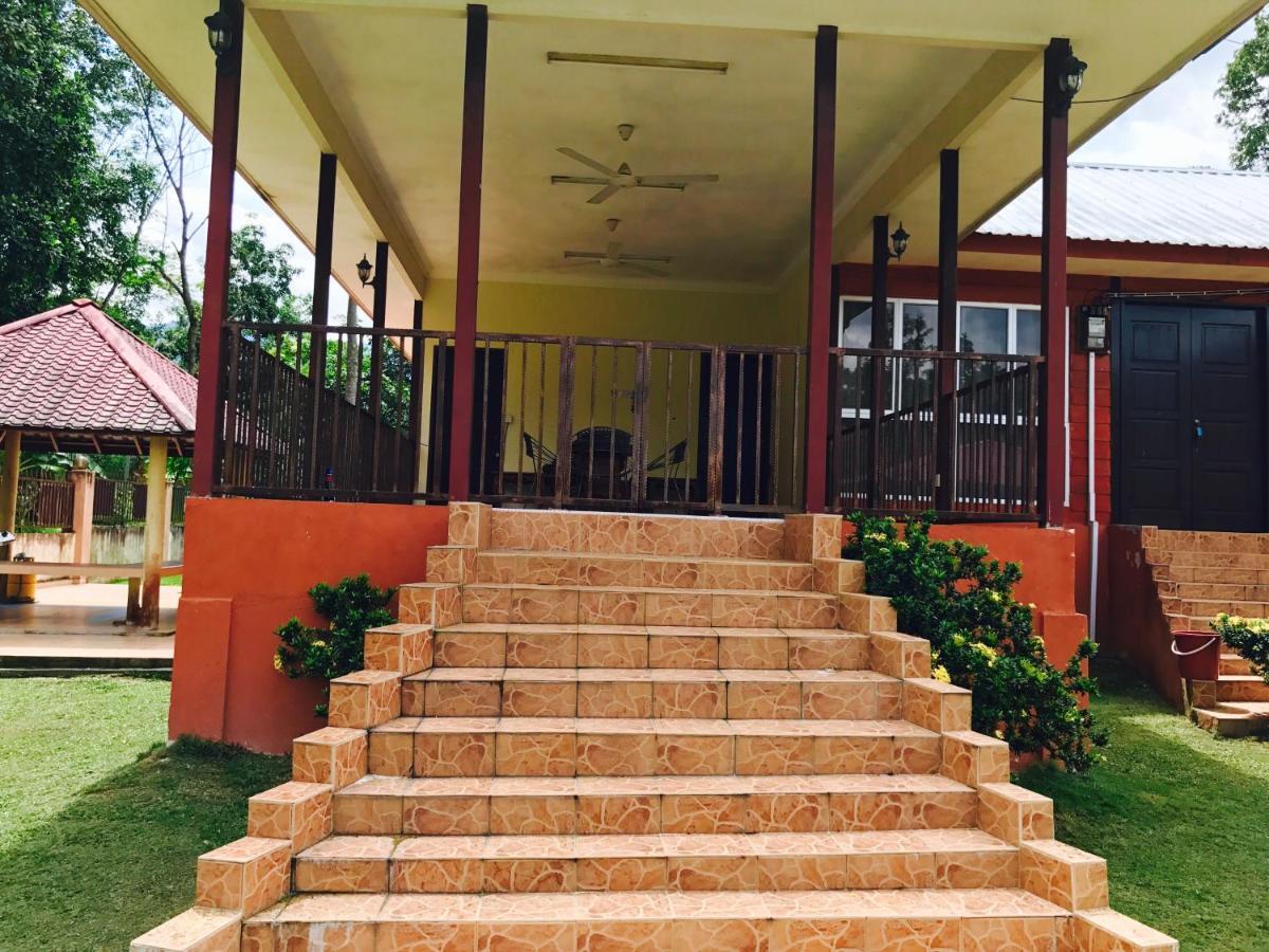 Desa Kaloi Farmhouse Villa Batang Kali Exterior photo